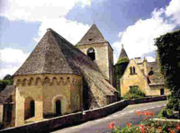 L'�glise � l'entr�e du bourg (cliquez pour d'autres photos)