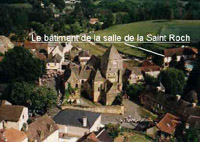 La salle de La Saint Roch dans le bourg