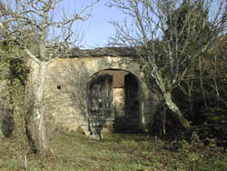 Portail d'une vieille ferme